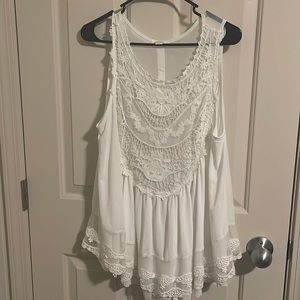 White lace Top